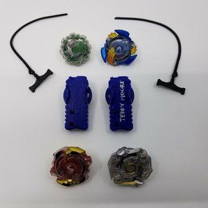 Hasbro Beyblade LOT with 2 Launchers 2 Spinner Cords and 4 Beyblades LOT OF 8